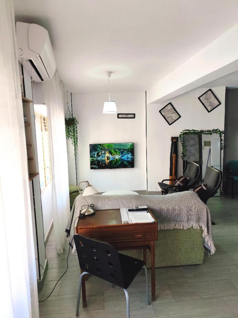 Loft Centro Con Parking Gratis Y Azotea Chillout Gratis! Apartment Talavera de la Reina Luaran gambar